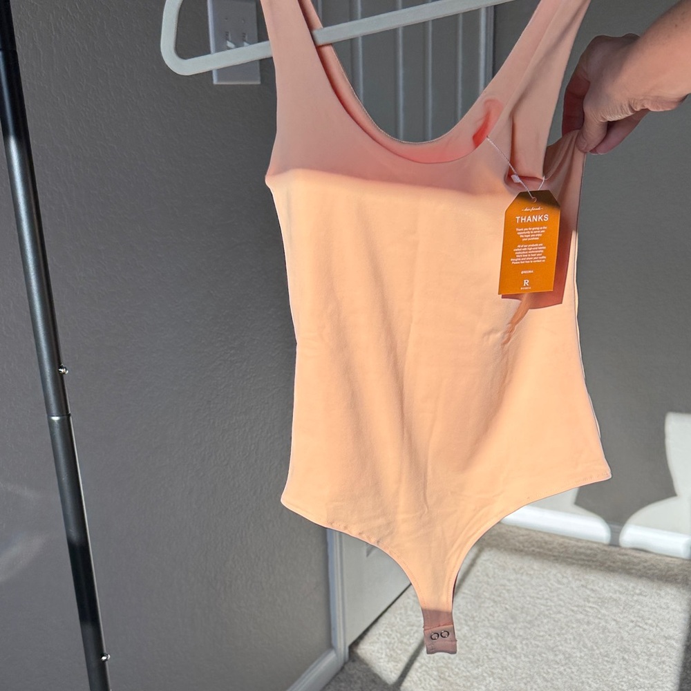 ReoRia Peach Pink Scoop Neck Bodysuit Jumpsuit